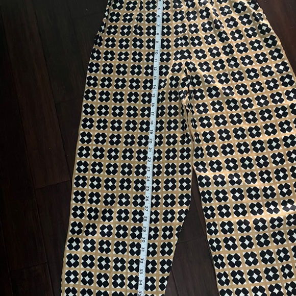 Zara Patterned Satin Pants - Picture 8 of 9